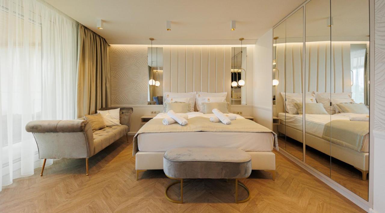 Gold Wave Apartments Шиофок Экстерьер фото