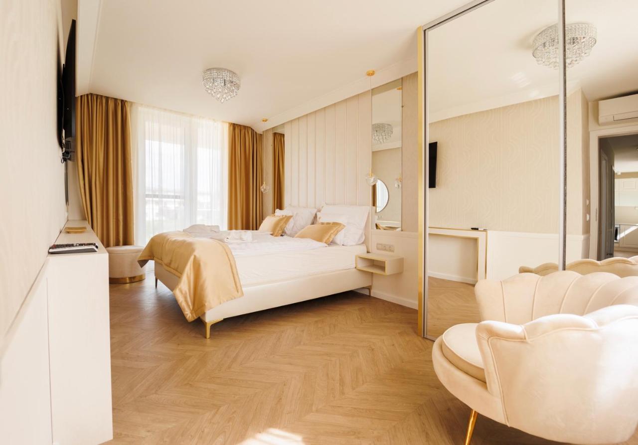 Gold Wave Apartments Шиофок Экстерьер фото