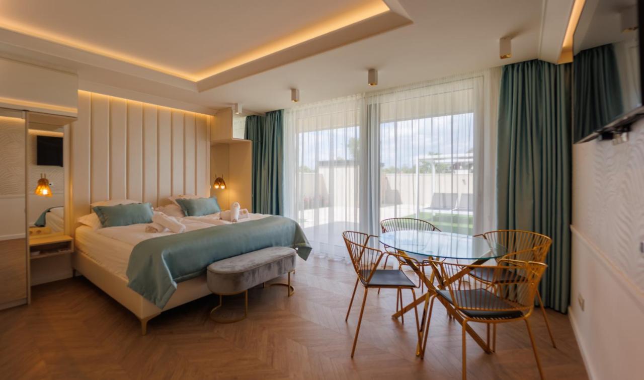 Gold Wave Apartments Шиофок Экстерьер фото