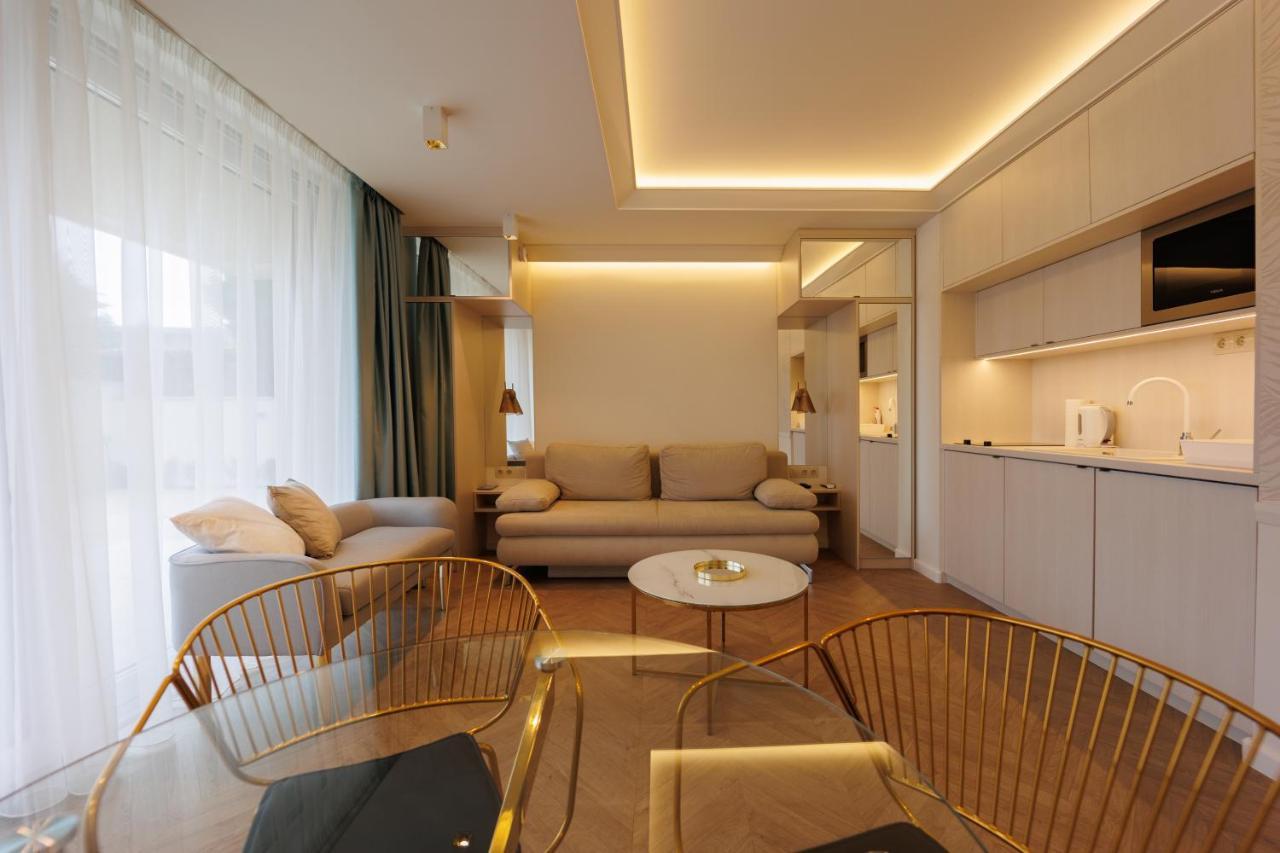 Gold Wave Apartments Шиофок Экстерьер фото