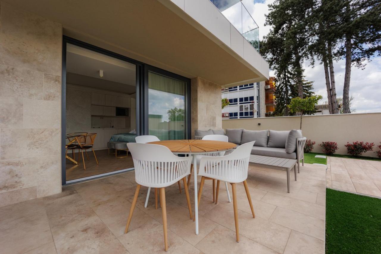 Gold Wave Apartments Шиофок Экстерьер фото