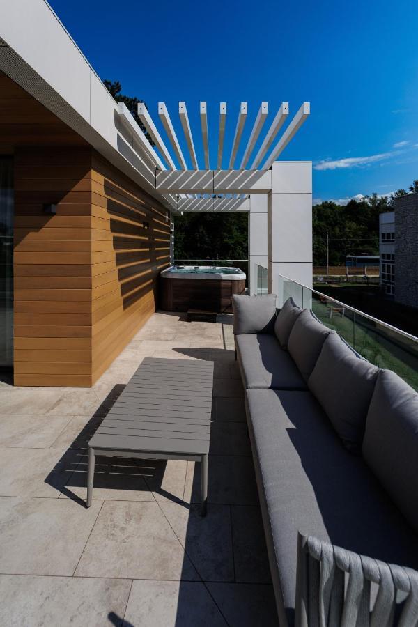 Gold Wave Apartments Шиофок Экстерьер фото